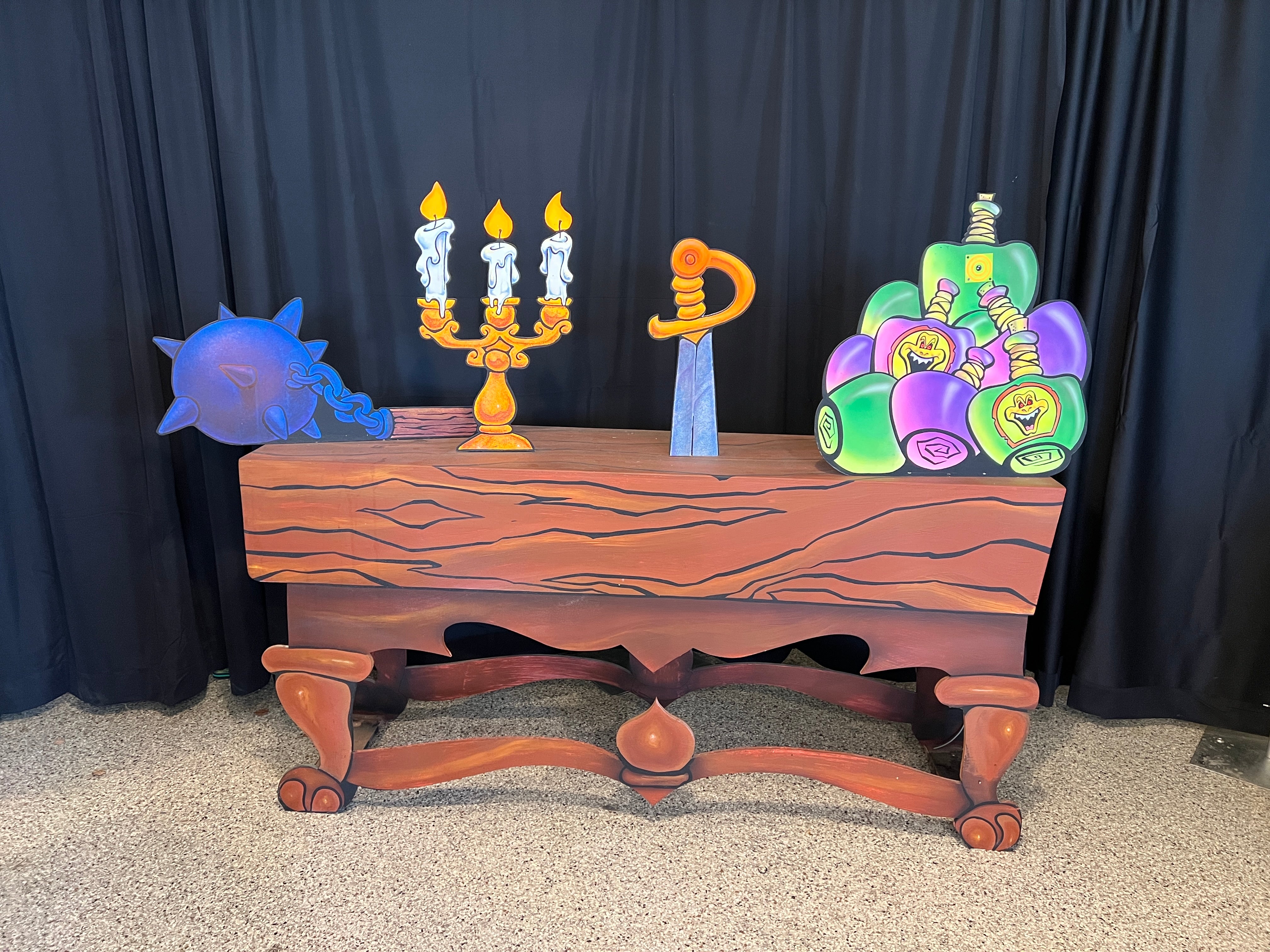 Lot # 41 – Castle Table - Full Lot