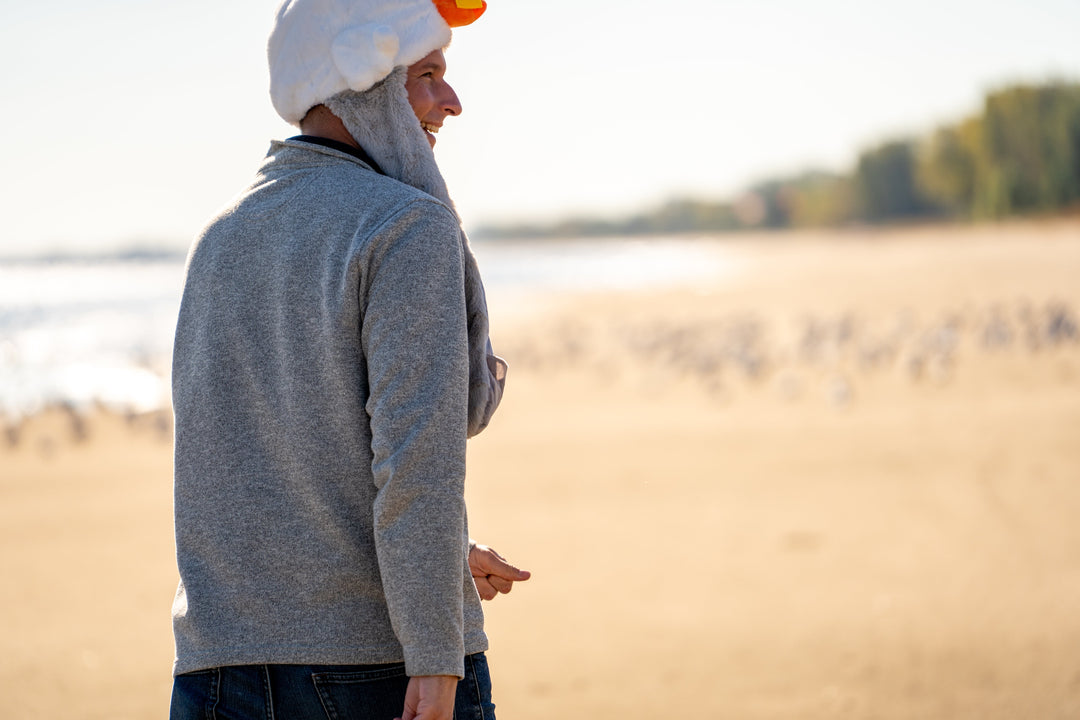 SEAGULL WITH FRY MOVEABLE WING  HAT